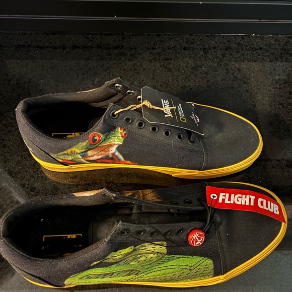 Vans National Geographic Black and Yellow Sneakers - Picture 2 of 5
